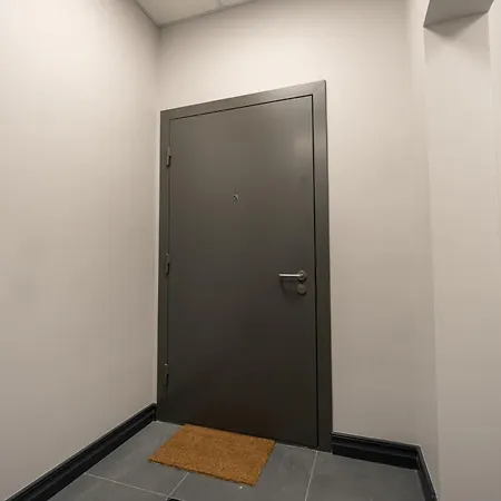 Апартаменты Urban Nest 1 *